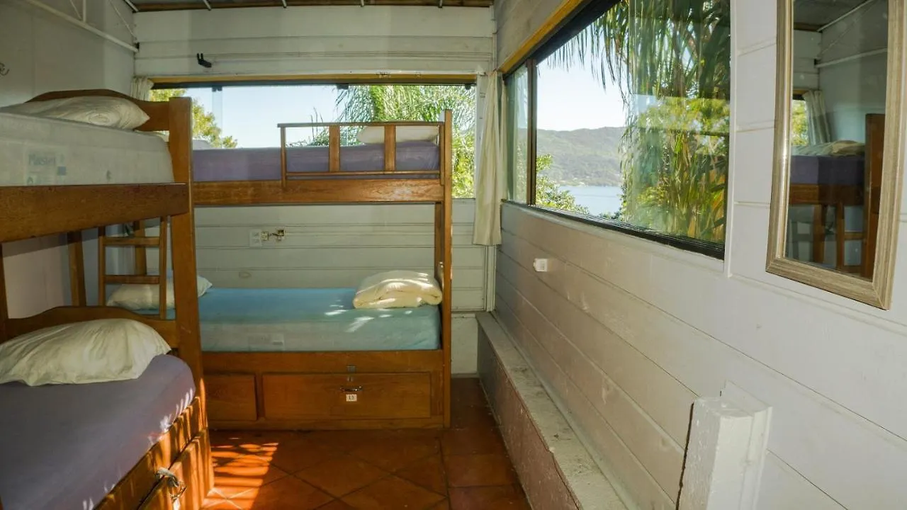 Хостел Sunset Backpackers Флорианополис